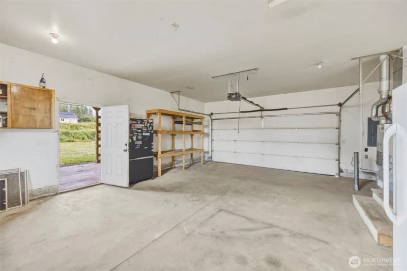 Property photo for 902 Nooksack Avenue, Nooksack photo 21