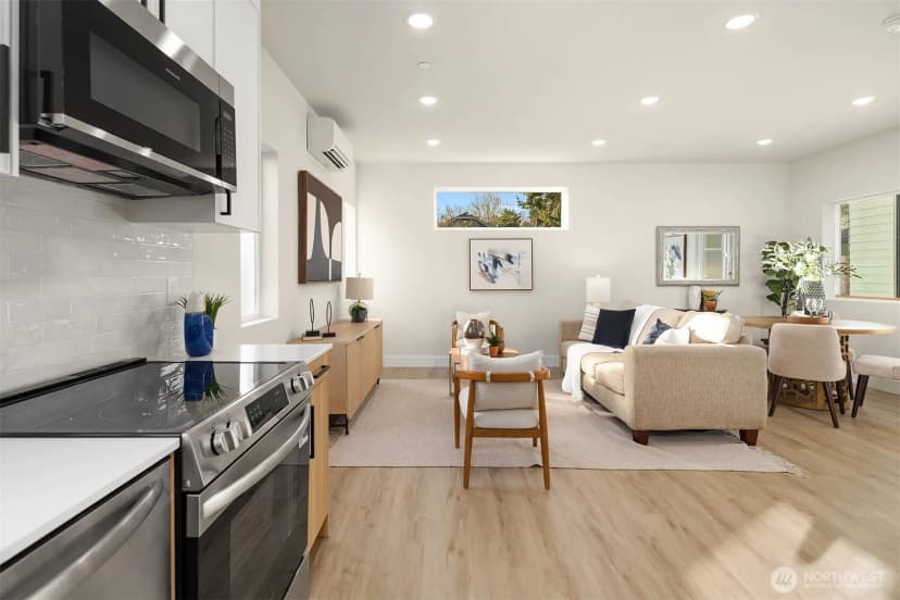 Property photo for 1411 Martin Luther King Jr Way, Seattle photo 12