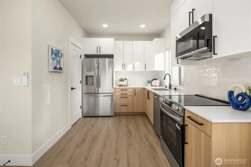 Property photo for 1411 Martin Luther King Jr Way, Seattle photo 11