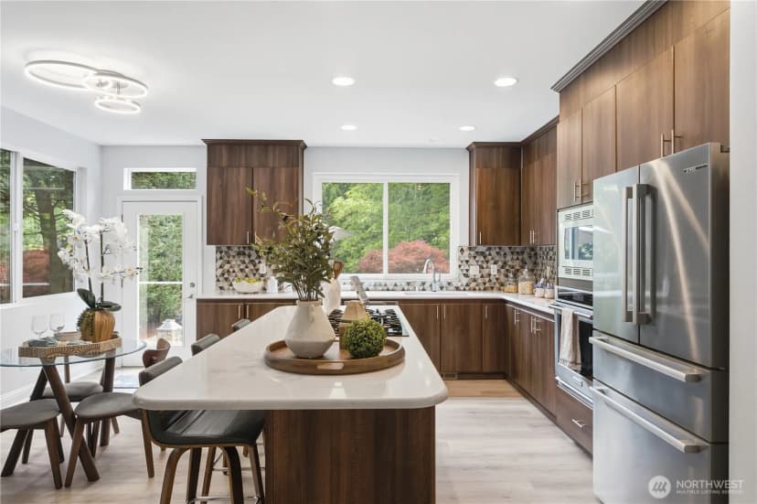 Property photo for 1403 240th Way Se, Sammamish photo 14