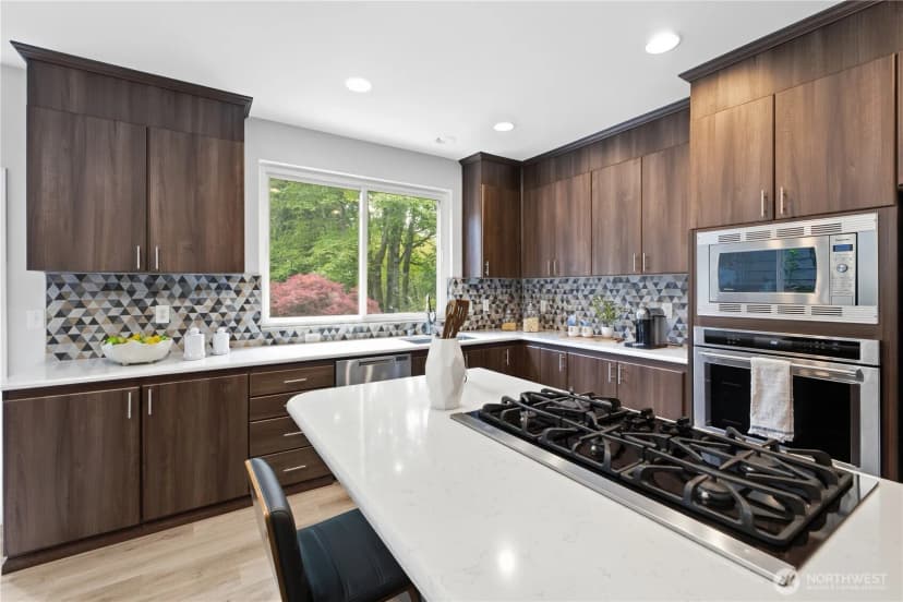 Property photo for 1403 240th Way Se, Sammamish photo 19
