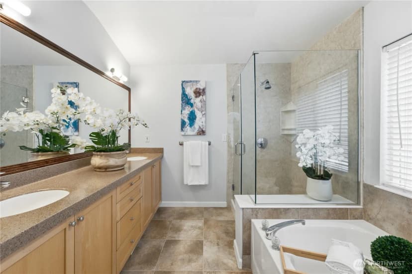 Property photo for 1403 240th Way Se, Sammamish photo 26