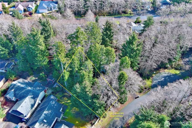 Property photo for 336 Hyde Court Ne, Ocean Shores photo 2