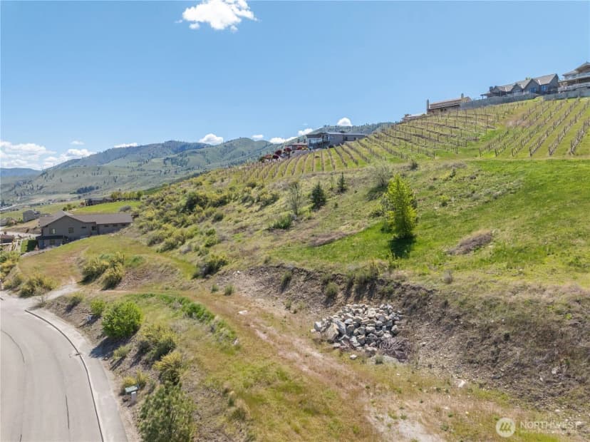 Property photo for 306 Clos Chevalle Road, Chelan photo 9