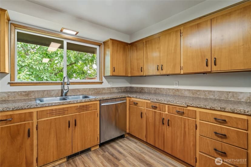 Property photo for 11254 Se 182nd Street, Renton photo 11