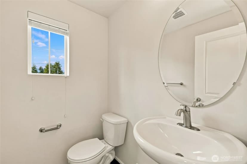 Property photo for 11208 19th Drive Se, Everett photo 18