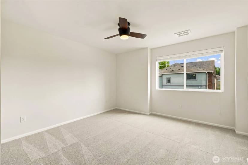 Property photo for 11208 19th Drive Se, Everett photo 26