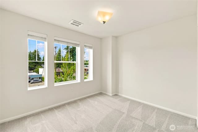 Property photo for 11208 19th Drive Se, Everett photo 4