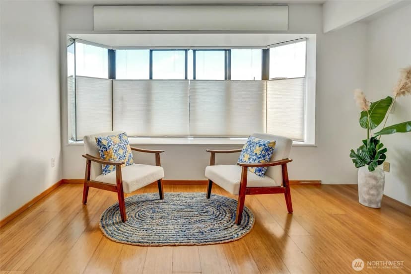 Property photo for 211 Summit Avenue E #n305, Seattle photo 14