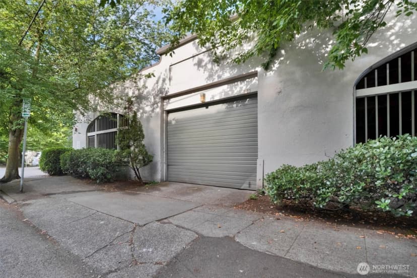 Property photo for 211 Summit Avenue E #n305, Seattle photo 18