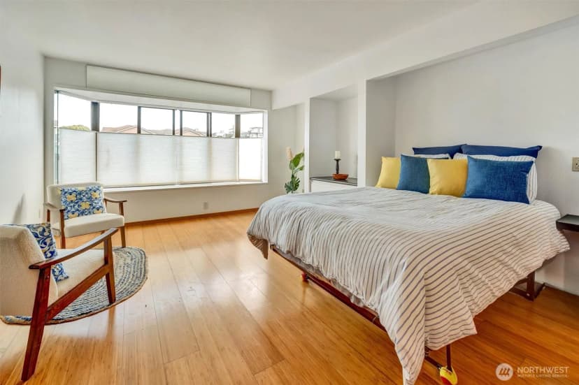 Property photo for 211 Summit Avenue E #n305, Seattle photo 11