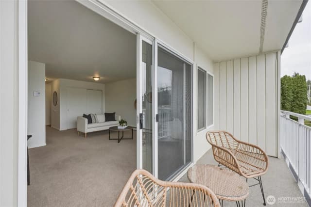 Property photo for 819 High Street W #106, Bellingham photo 2