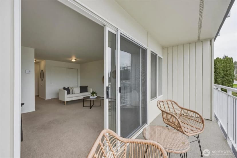 Property photo for 819 High Street W #106, Bellingham photo 2