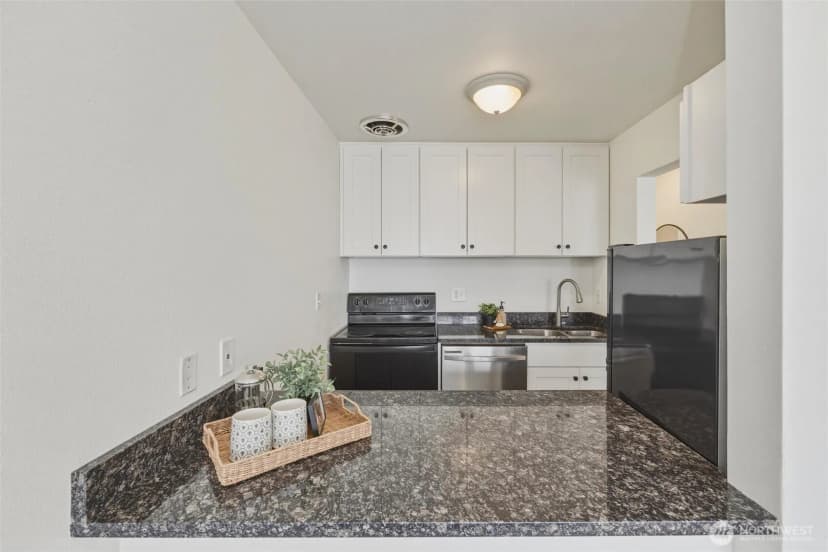 Property photo for 819 High Street W #106, Bellingham photo 6