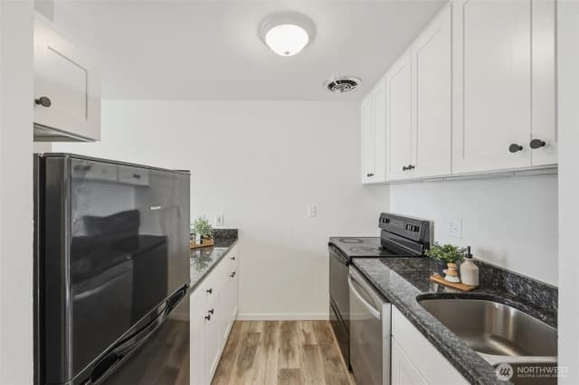 Property photo for 819 High Street W #106, Bellingham photo 5