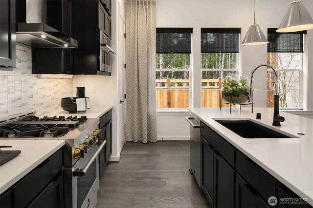 Property photo for 33563 Douglas Avenue Se #10, Black Diamond photo 3