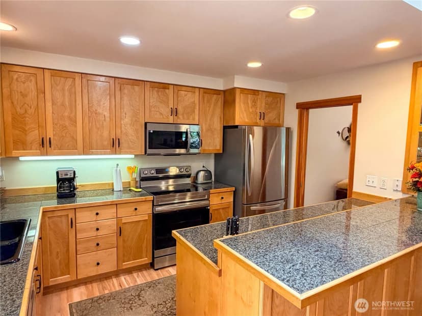 Property photo for 460 Pinecrest, Port Townsend photo 14