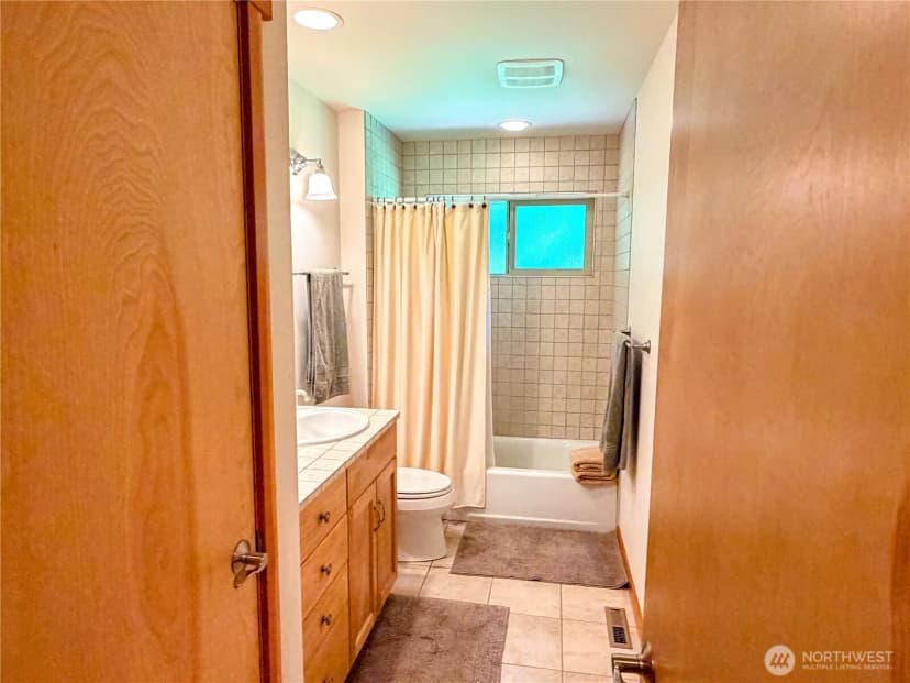 Property photo for 460 Pinecrest, Port Townsend photo 27