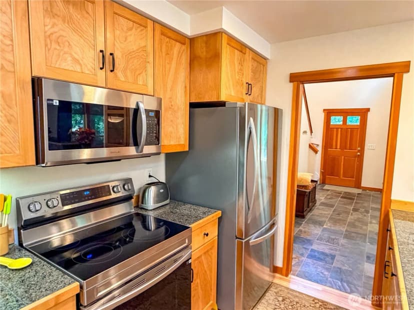 Property photo for 460 Pinecrest, Port Townsend photo 20