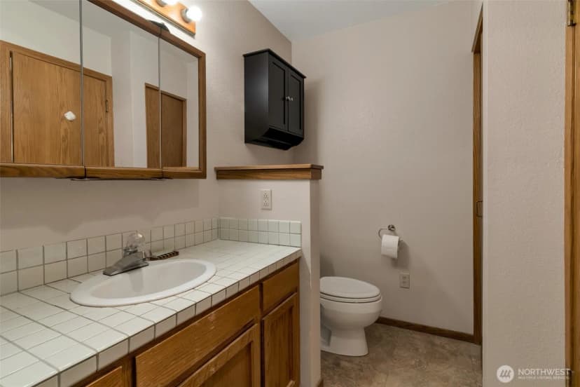 Property photo for 651 Se Bayshore Drive #b304, Oak Harbor photo 13