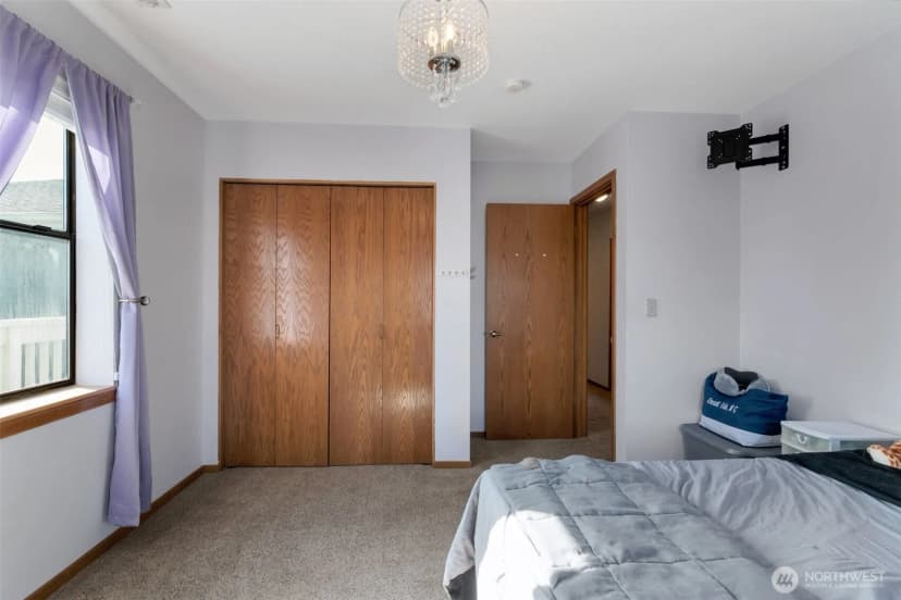 Property photo for 651 Se Bayshore Drive #b304, Oak Harbor photo 11