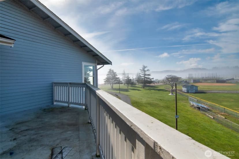 Property photo for 651 Se Bayshore Drive #b304, Oak Harbor photo 16