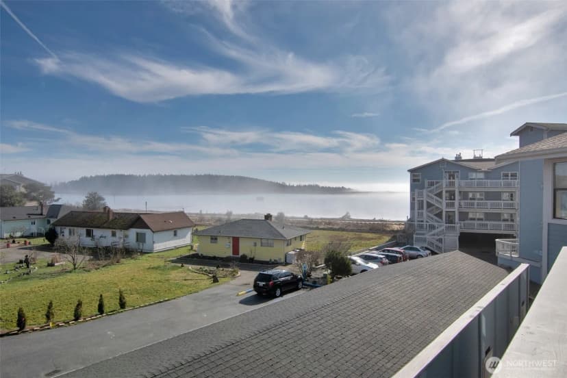 Property photo for 651 Se Bayshore Drive #b304, Oak Harbor photo 19