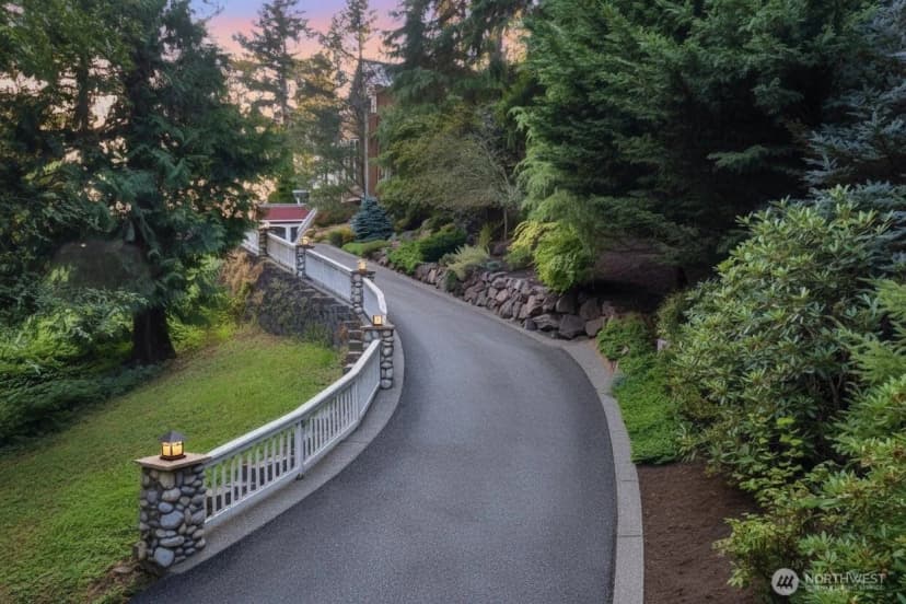 Property photo for 4155 212th Way Se, Sammamish photo 2