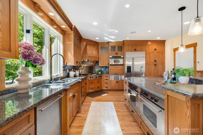 Property photo for 4155 212th Way Se, Sammamish photo 10
