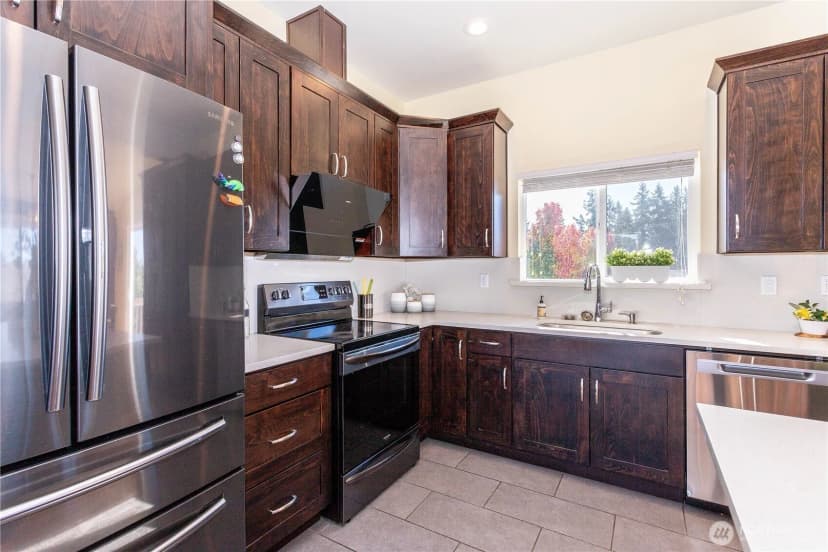 Property photo for 3905 Ne 6th Street, Renton photo 7