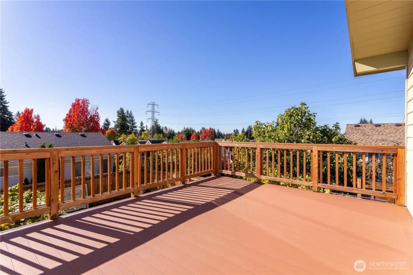 Property photo for 3905 Ne 6th Street, Renton photo 26