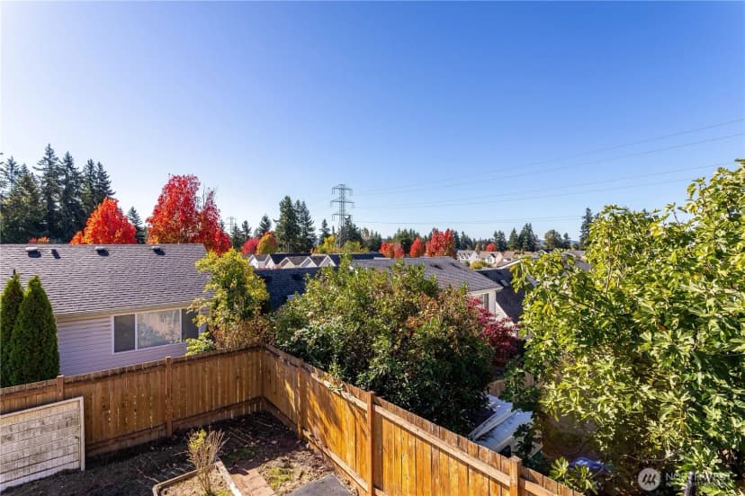 Property photo for 3905 Ne 6th Street, Renton photo 27