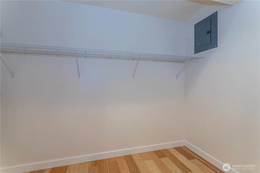 Property photo for 3905 Ne 6th Street, Renton photo 24