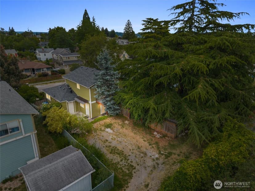Property photo for 4821 S Brandon Street, Seattle photo 24
