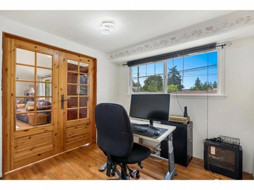 Property photo for 4821 S Brandon Street, Seattle photo 9
