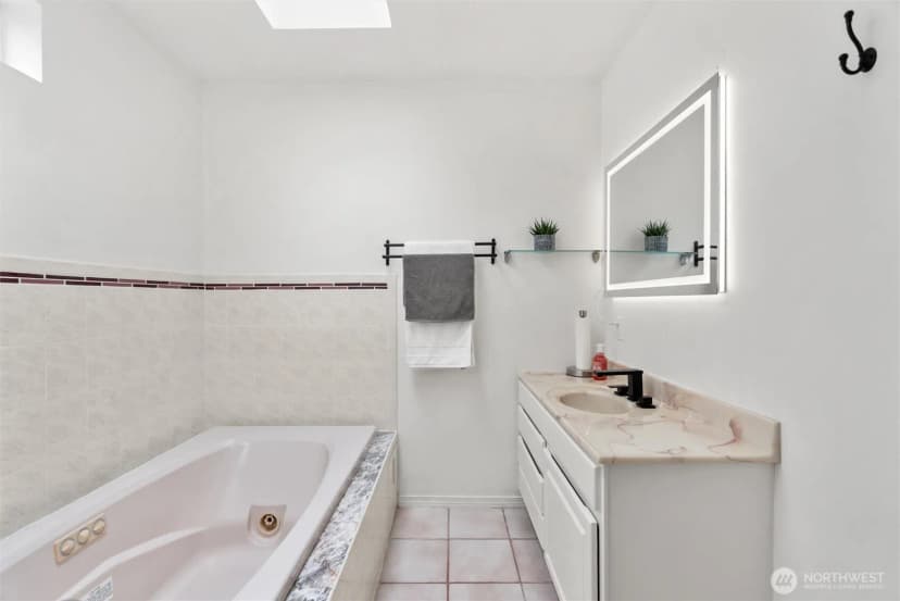 Property photo for 4821 S Brandon Street, Seattle photo 34