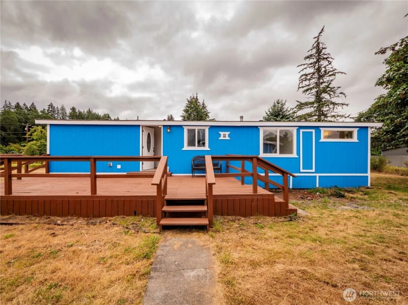 Property photo for 8903 336th Street S, Roy photo 33