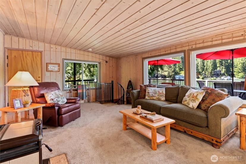 Property photo for 1012 S Lake Roesiger Road, Snohomish photo 16