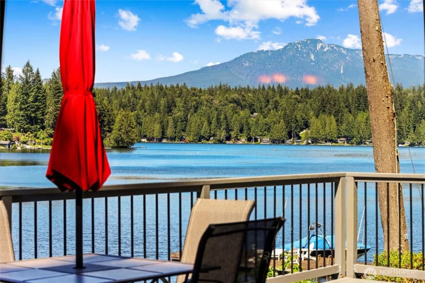 Property photo for 1012 S Lake Roesiger Road, Snohomish photo 10