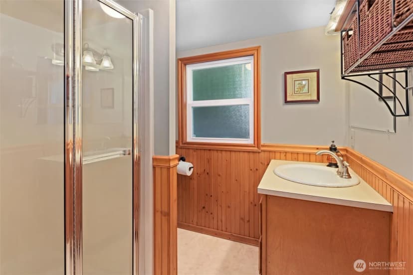 Property photo for 1012 S Lake Roesiger Road, Snohomish photo 20