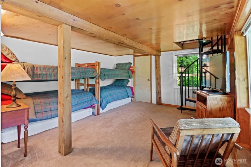 Property photo for 1012 S Lake Roesiger Road, Snohomish photo 22