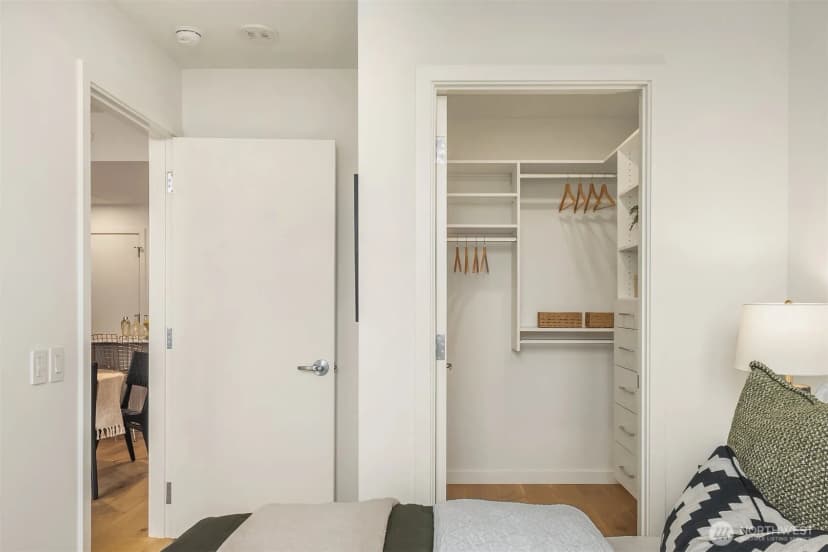 Property photo for 10232 Ne 10th Street #708, Bellevue photo 16