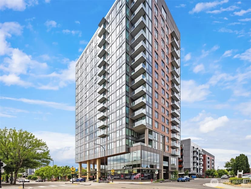 Property photo for 10232 Ne 10th Street #708, Bellevue photo 32