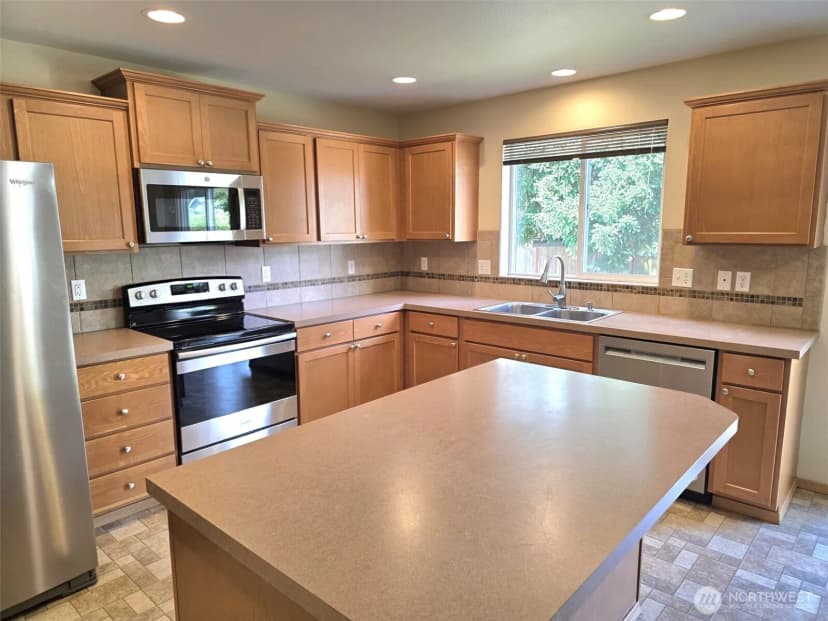 Property photo for 15738 104th Avenue Se, Yelm photo 4