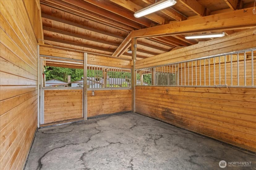 Property photo for 29832 Kent Black Diamond Road Se, Kent photo 33