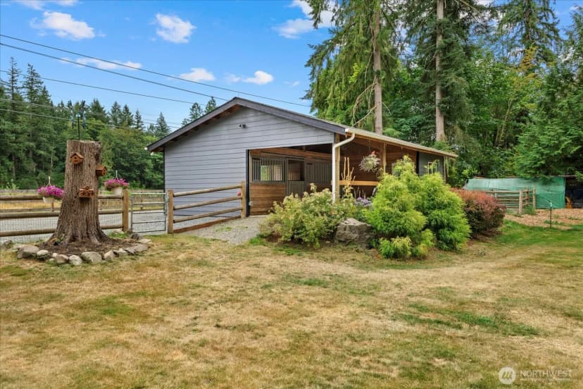 Property photo for 29832 Kent Black Diamond Road Se, Kent photo 28