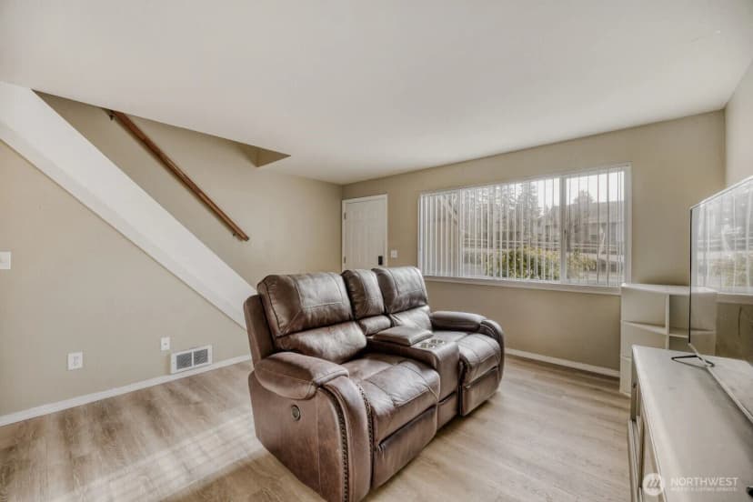Property photo for 2300 9th Ave Sw #a2, Olympia photo 6