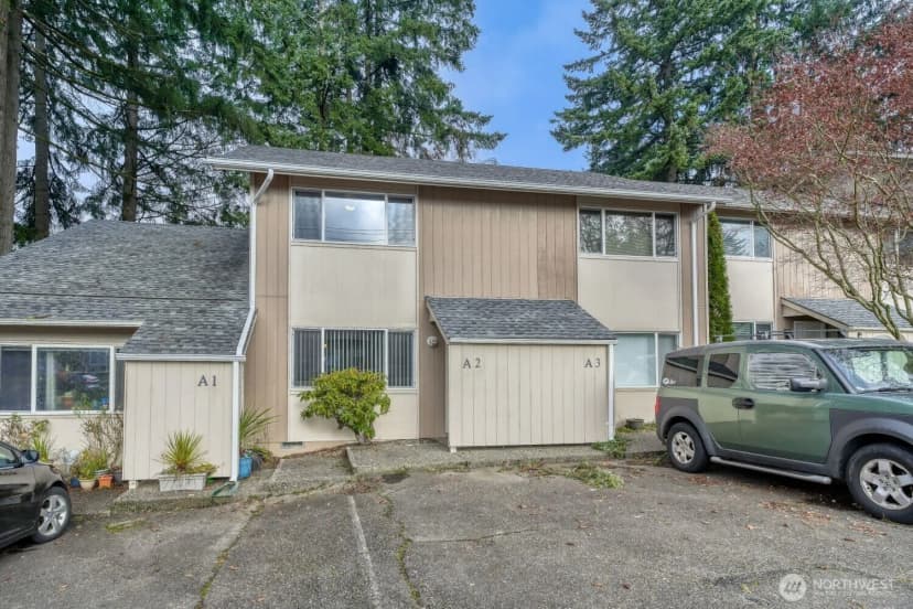 Property photo for 2300 9th Ave Sw #a2, Olympia photo 2