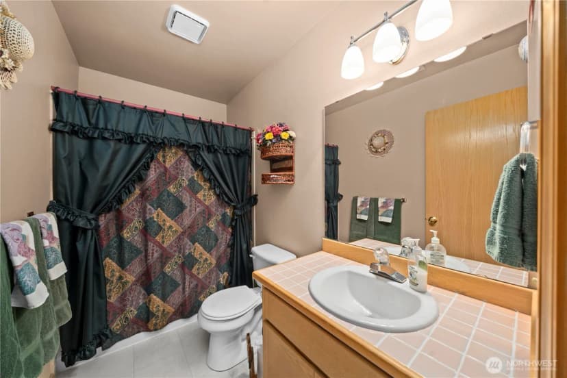 Property photo for 32719 20th Avenue Sw, Federal Way photo 20