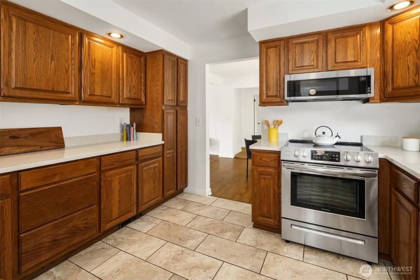 Property photo for 11510 27th Avenue Sw, Burien photo 14